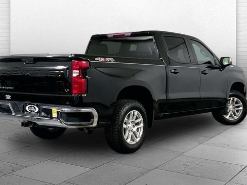 Used 2023 Chevrolet Silverado 1500 LT AWD/4WD image 13