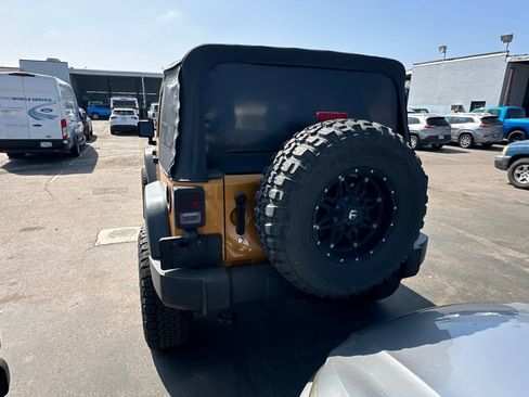 Used 2014 Jeep Wrangler Unlimited Sport image 5