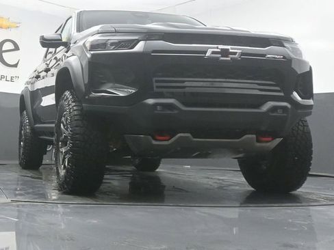New 2026 Chevrolet Colorado ZR2 image 3