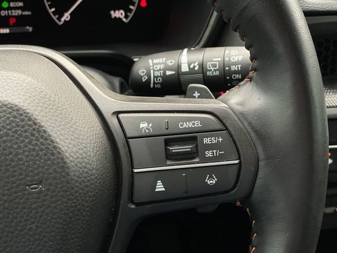Used 2025 Honda CR-V Sport image 14