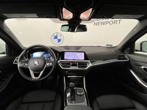 Used 2021 BMW 330i xDrive Sedan w/ Premium Package image 16