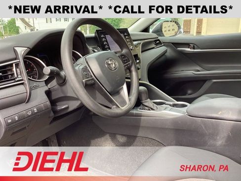 Used 2023 Toyota Camry LE FWD image 9