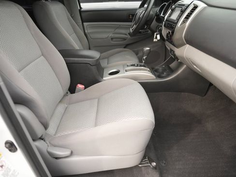 Used 2013 Toyota Tacoma 4x4 Double Cab image 18