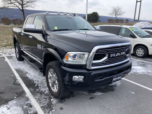 Used 2018 RAM 2500 Limited image 1
