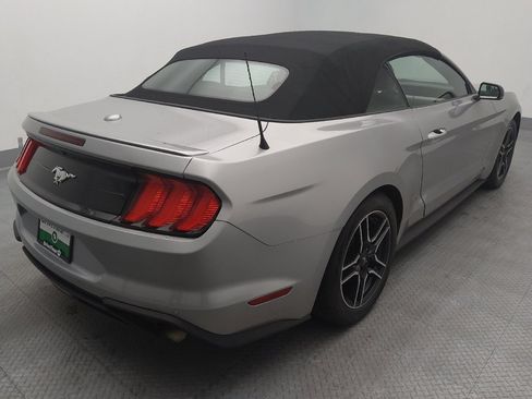 Used 2020 Ford Mustang Premium RWD image 9