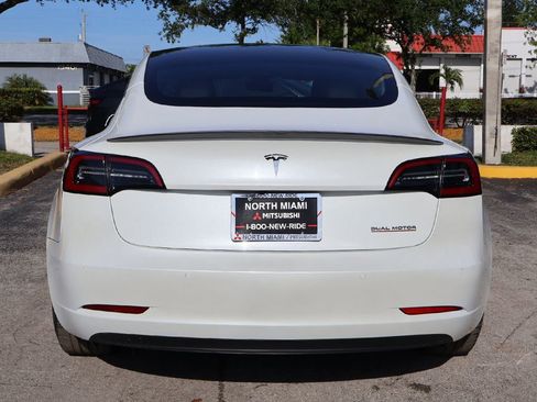 Used 2022 Tesla Model 3 Performance AWD/4WD image 12