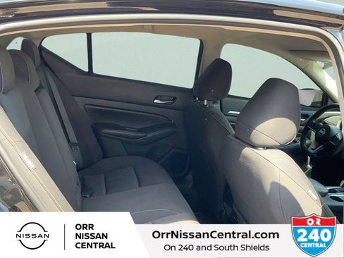 Used 2022 Nissan Altima 2.5 SV FWD image 12
