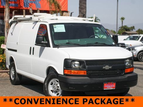 Used 2014 Chevrolet Express 2500 image 2