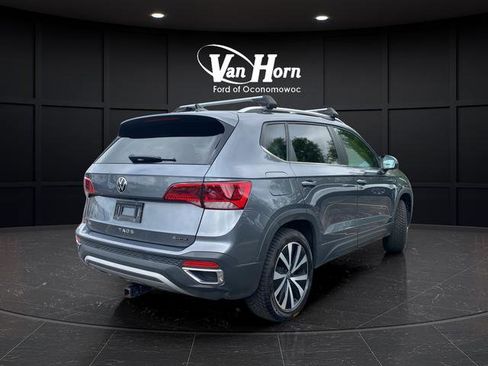 Used 2022 Volkswagen Taos SE AWD/4WD image 7