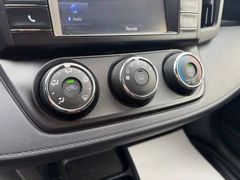 Used 2018 Toyota RAV4 LE w/ All Weather Liner Package AWD/4WD image 15