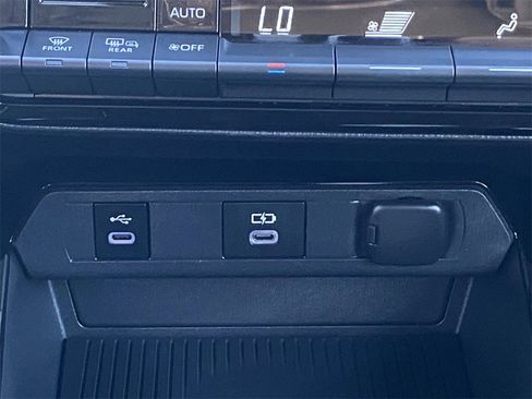 Certified 2025 Toyota Prius LE image 30