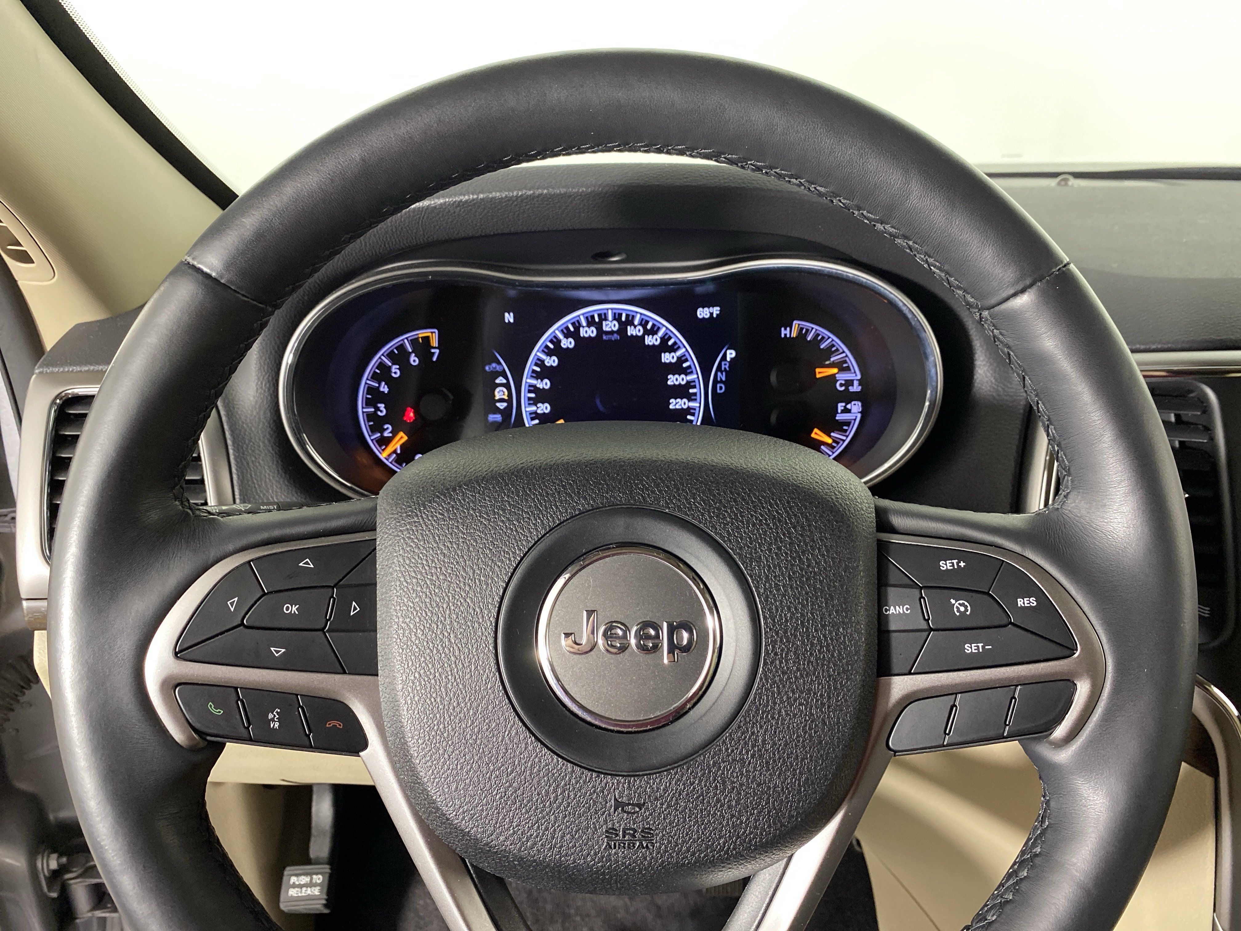 Used 2018 Jeep Grand Cherokee Laredo AWD/4WD image 20