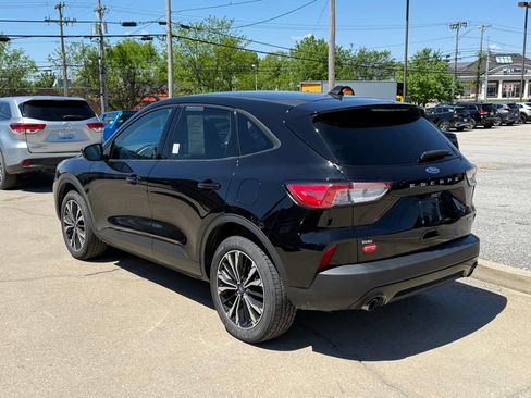 Used 2021 Ford Escape SE AWD/4WD image 8