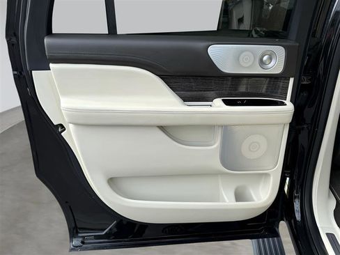 Used 2020 Lincoln Navigator L Black Label image 29