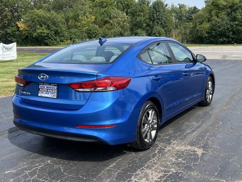 Used 2017 Hyundai Elantra SE w/ SE A/T Tech Package 03 image 5