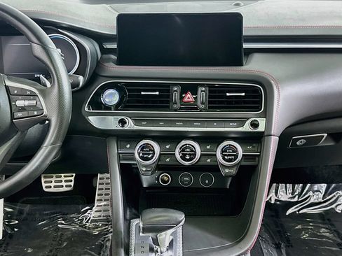 Used 2023 Genesis G70 2.0T w/ Sport Prestige Package AWD/4WD image 20