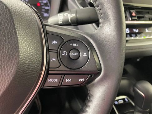 Used 2023 Toyota Corolla SE w/ SE Premium Package image 9
