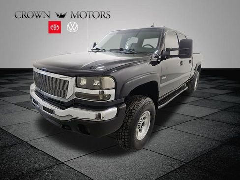 Used 2004 GMC Sierra 2500 SLT w/ Heavy-Duty Power Package image 3