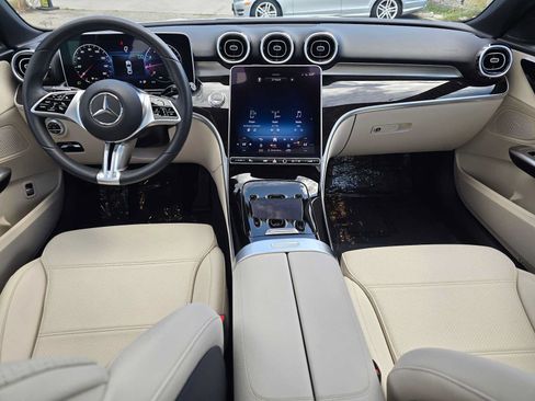 Used 2023 Mercedes-Benz C 300 Sedan image 18