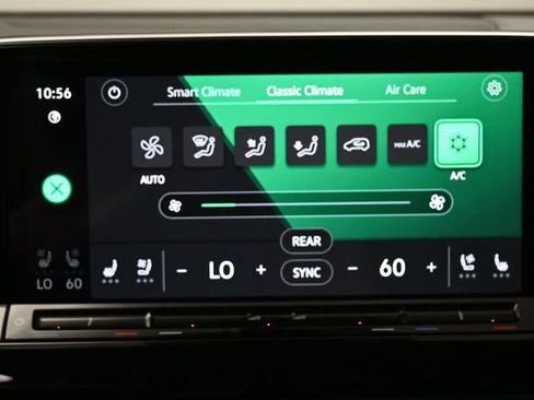 Used 2024 Volkswagen Atlas SEL Premium R-Line AWD/4WD image 23
