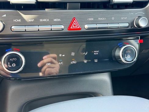 New 2026 Hyundai Palisade SE image 16