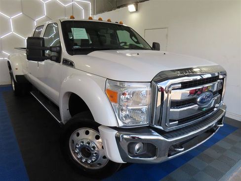 Used 2016 Ford F450 Lariat w/ Lariat Ultimate Package AWD/4WD image 8