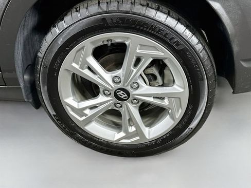 Used 2023 Hyundai Kona SEL FWD image 28