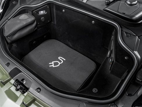 Used 2024 Lamborghini Revuelto AWD/4WD image 43