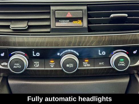 Used 2022 Honda Accord Touring image 19