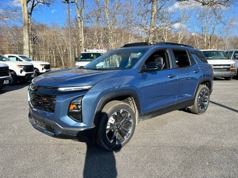 Used 2026 Chevrolet Equinox RS w/ Convenience Package III AWD/4WD image 2