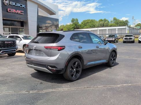 Used 2021 Buick Envision Essence w/ Technology Package I AWD/4WD image 5