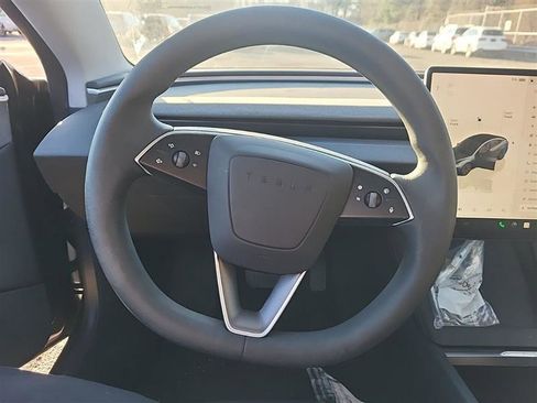Used 2024 Tesla Model 3 image 6