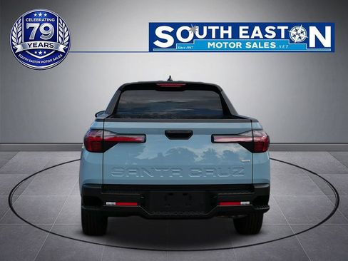 Used 2023 Hyundai Santa Cruz SE AWD/4WD image 4