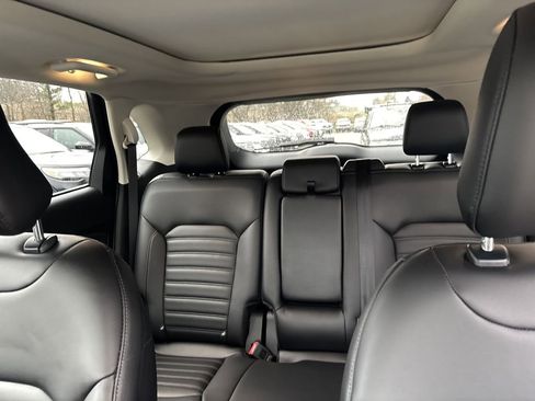 Used 2024 Ford Edge SEL w/ Convenience Package AWD/4WD image 20
