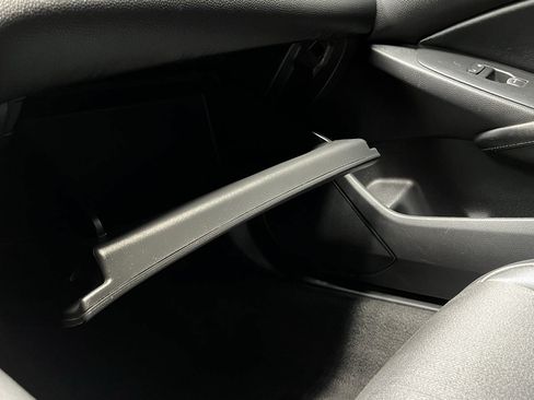 Used 2018 Honda Accord Sport image 18