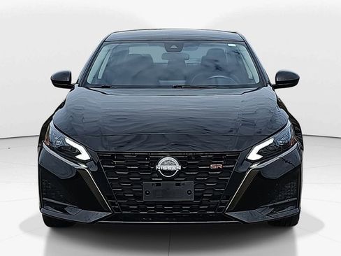 Used 2023 Nissan Altima 2.5 SR image 11