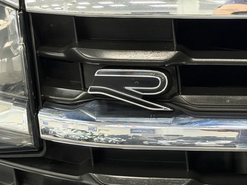 Used 2020 Volkswagen Atlas Cross Sport SEL Premium R-Line image 9