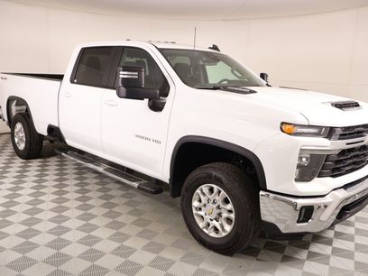 Used 2025 Chevrolet Silverado 3500 LT w/ Safety Package