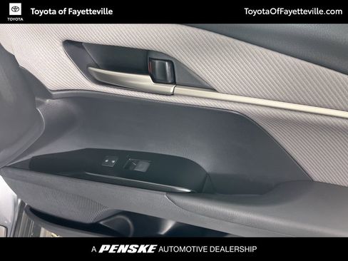 New 2026 Toyota Camry SE image 9