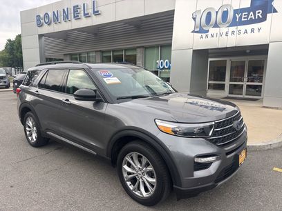 Certified 2023 Ford Explorer XLT w/ Equipment Group 202A