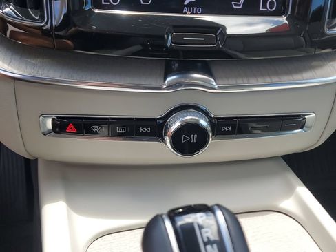Used 2021 Volvo XC60 T5 Inscription w/ Advanced Package FWD image 29