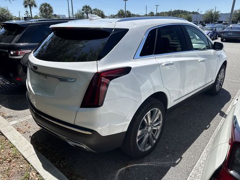 Used 2024 Cadillac XT5 Premium Luxury FWD image 4