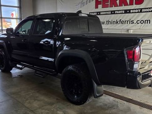 Used 2020 Toyota Tacoma TRD Pro image 3