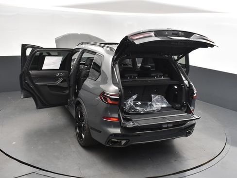 Used 2026 BMW X7 xDrive40i w/ Executive Package AWD/4WD image 51