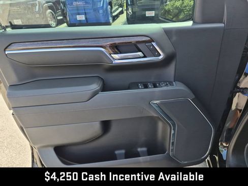 New 2026 GMC Sierra 1500 SLE AWD/4WD image 18