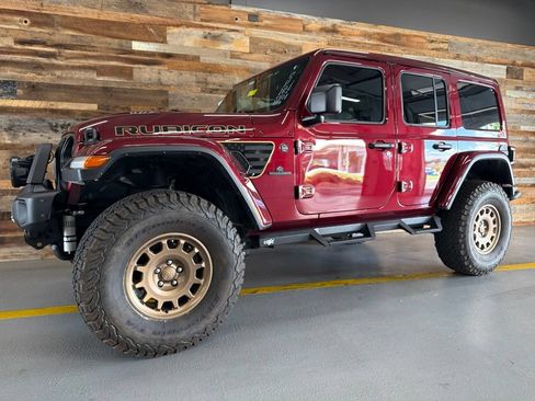 Used 2021 Jeep Wrangler Unlimited Rubicon w/ Trailer Tow Package AWD/4WD image 11