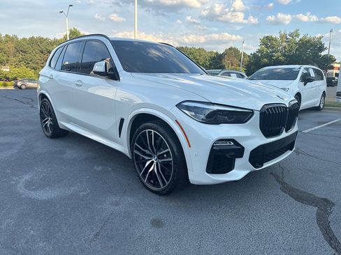 Used 2019 BMW X5 xDrive40i w/ M Sport Package image 9