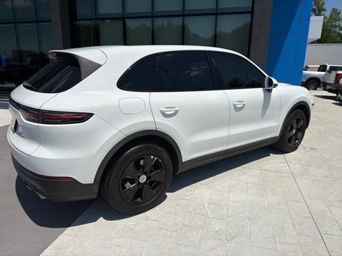 Used 2020 Porsche Cayenne AWD/4WD image 27