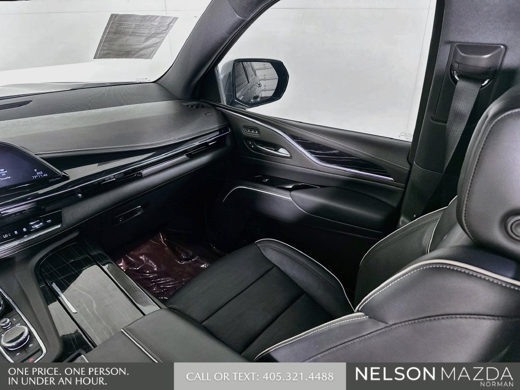 Used 2023 Cadillac Escalade Sport AWD/4WD image 26
