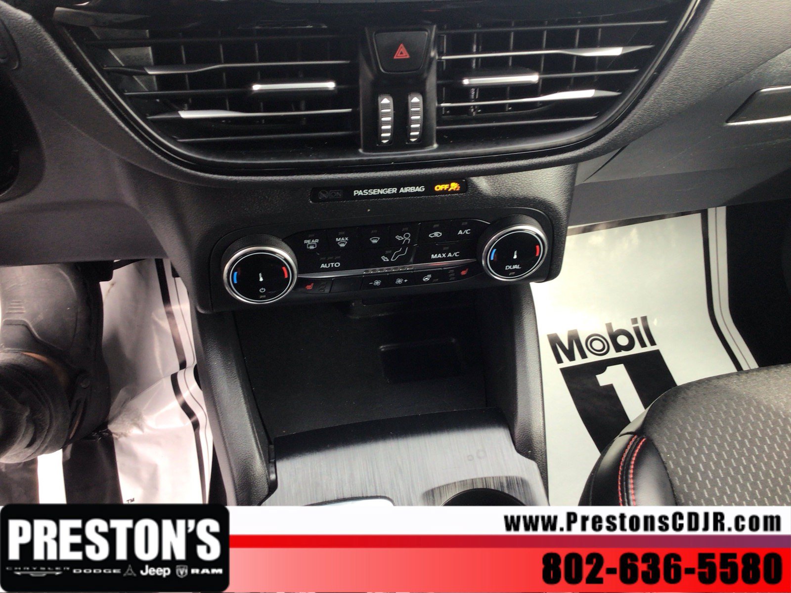 Used 2025 Ford Escape ST-Line Select AWD/4WD image 19